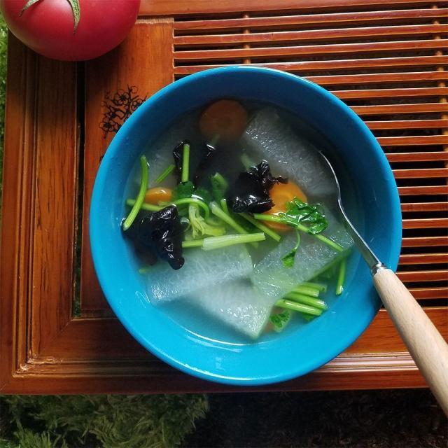 黑木耳冬瓜香菜汤清新低脂养颜还减肥太好喝了