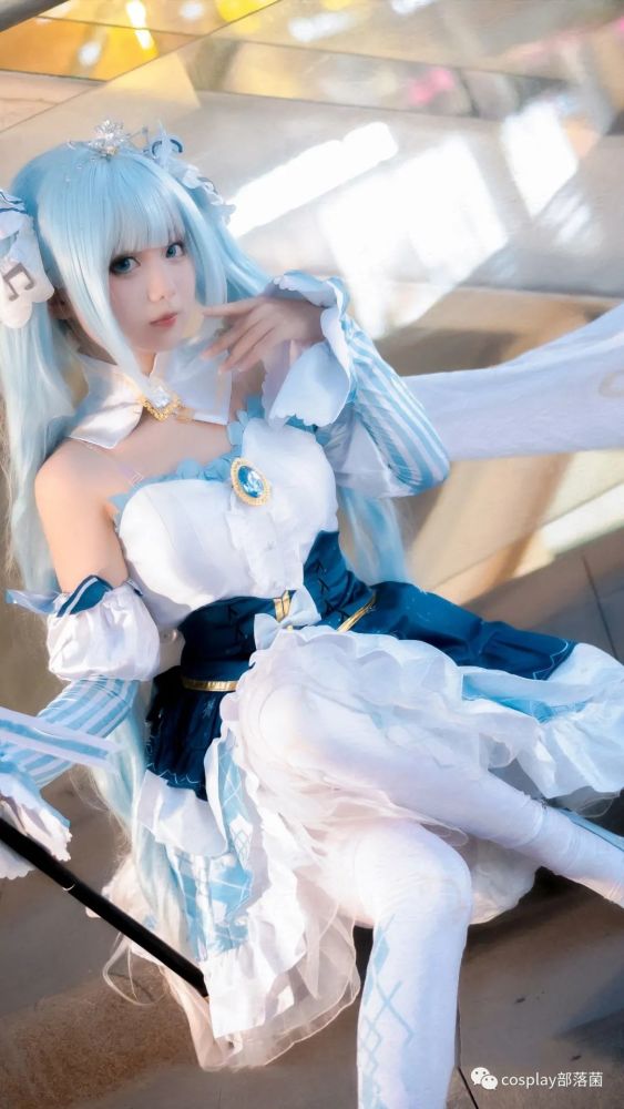cos雪初音cos正片电波少女