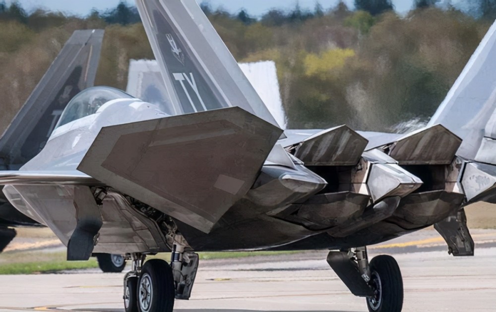 美国五代机内战f22和f35对决至于结果美军拒绝谈论