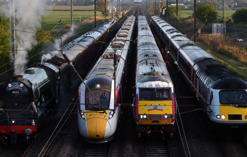 为阻拦高铁建设英国人挖地道就地吃住抗议氧气耗尽也不出来