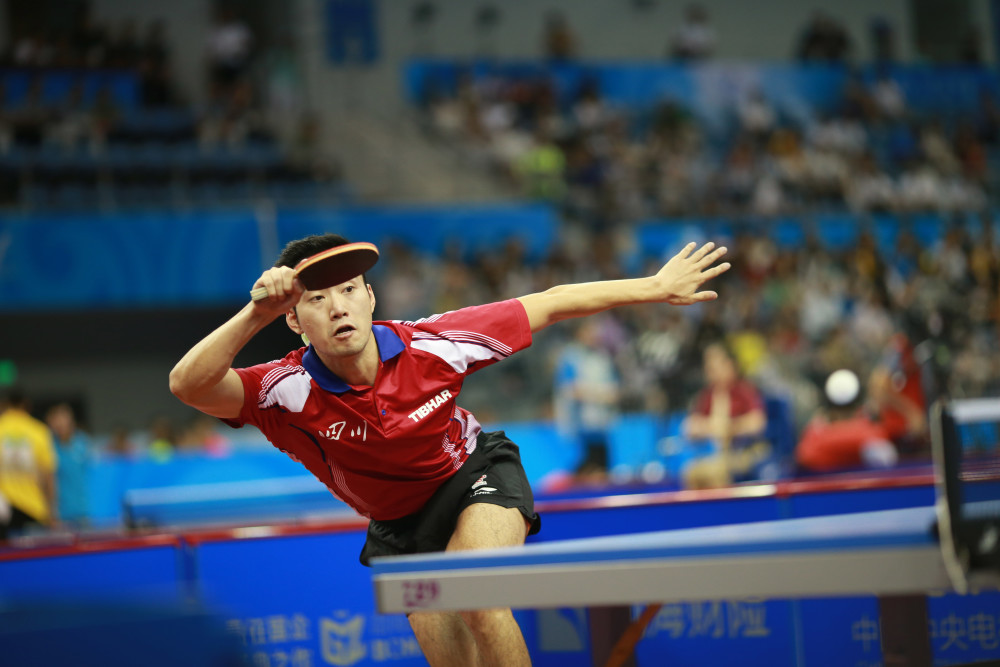 city成都体育面孔少帅许锐锋放不下手中的球拍