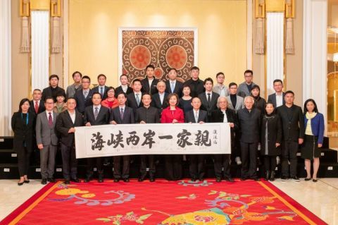 澳门影视协会会长蔡安安表示,30年前,台湾导演李行,宋存寿,万仁,林清