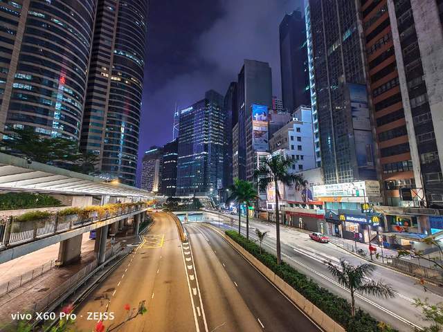 极暗环境下拍照依然明亮vivox60系列实拍效果专业