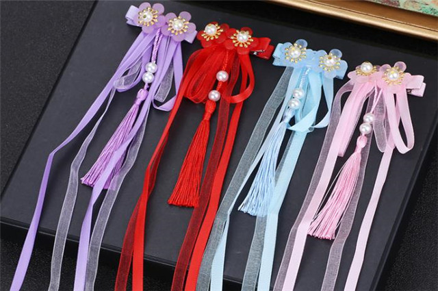 立春原是古代的春节迎春之美看宋朝美女头上插戴袅袅春幡