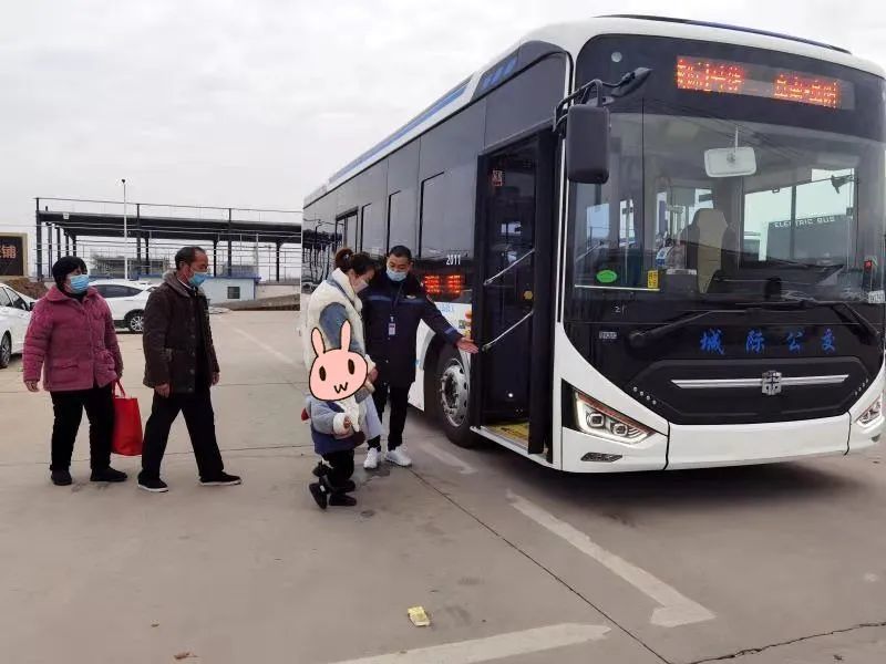 阜阳长途汽车中心站和阜阳东站 每20分钟发一班 目前 阜南阜阳城际