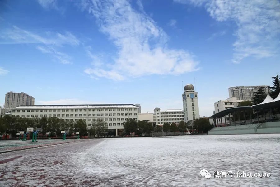 龙泉中学,实力强硬,高考成绩来佐证!