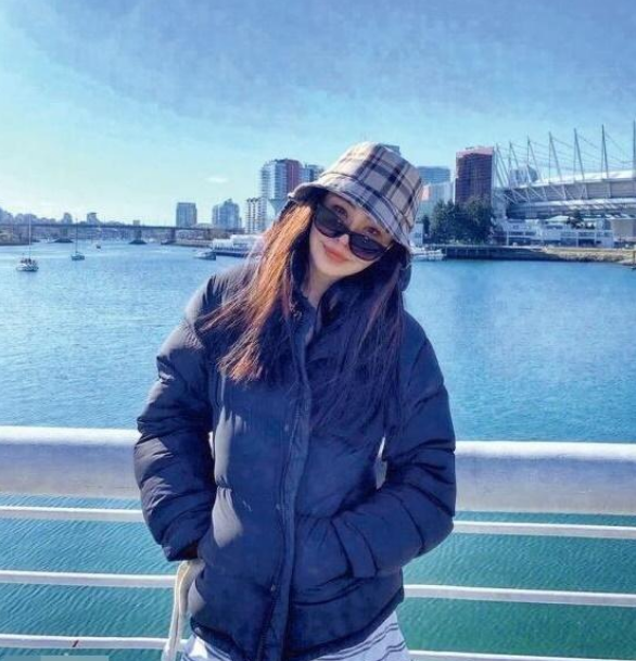 "不老女神"各自精彩 网民赞54岁王祖贤"仙气"不减_腾讯新闻