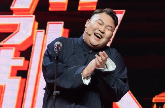 欢乐喜剧人7第四期阿伟爆出大冷门夺冠最大功臣却是岳云鹏