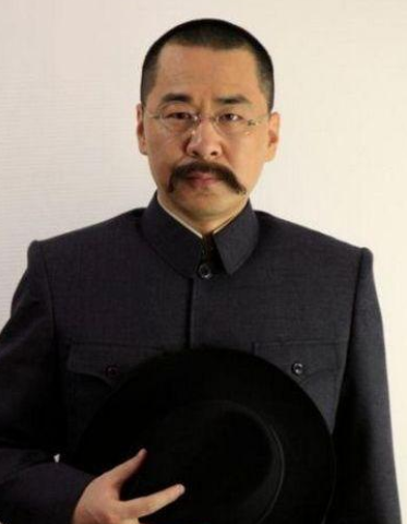 部部长,安徽省委书记中国人民银行行长等职务;长女李星华出生于1911年