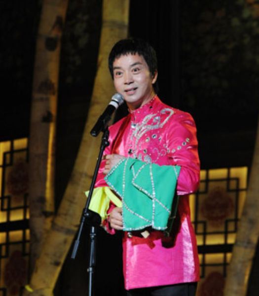 不管外界因为看剧对演员们有什么误解,他们的日子还是照常过,希望筱素