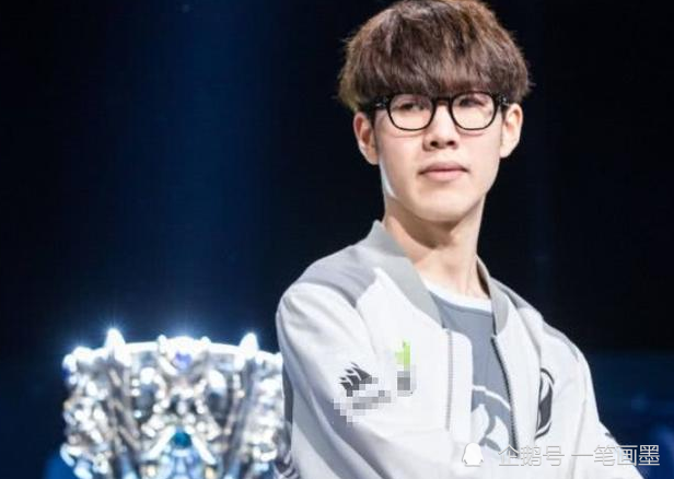TheShy状态下滑严重，英雄池成为他最大软肋，失去纳尔他就不会玩了