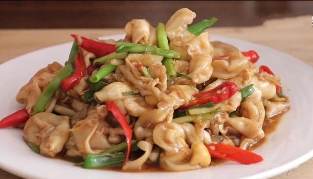 酸溜鱼泡做法分享,味道鲜美又开胃,越吃越过瘾,饭店卖35元一盘