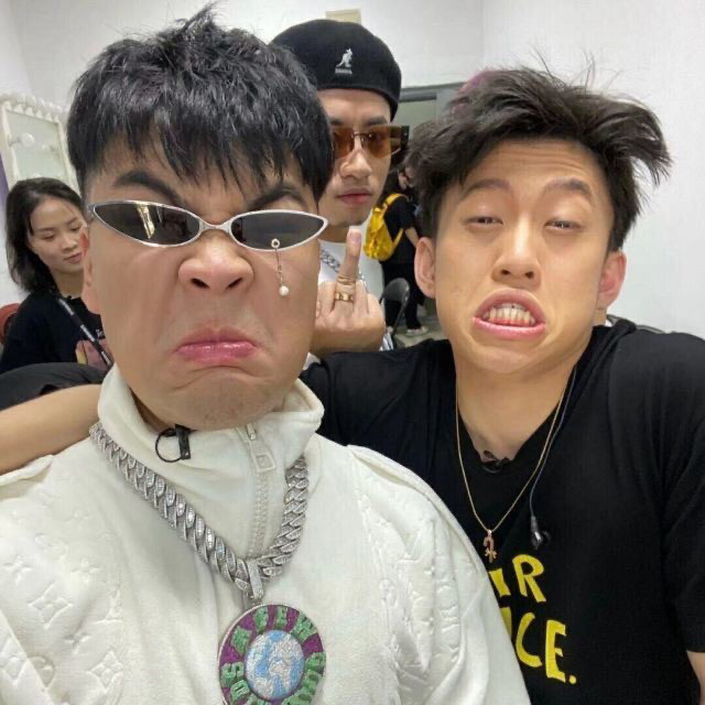 精选rap男生头像