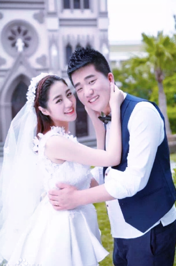 王小蒙老公三年前就被抓了做生意欺诈殴打顾客被罚55万