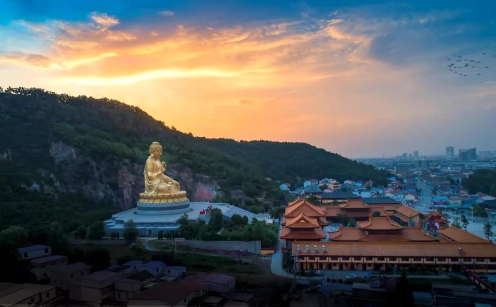 孔望山景區,桃花澗景區,大伊山景區,伊甸園景區,潮河灣景區,灌雲梅園