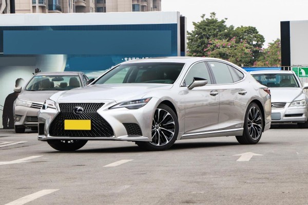 优雅还得雷萨标配v6大自吸54秒破百ls了解一下