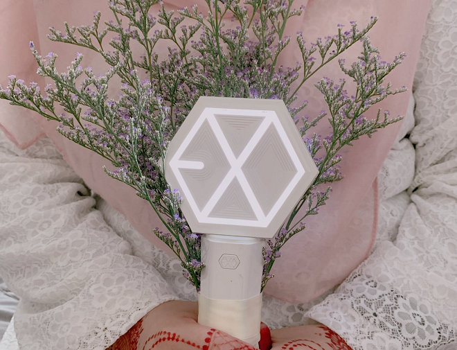 aespa没有应援棒怎么办?粉丝自己设计,sm快把粉丝"聘"去吧!_腾讯新闻