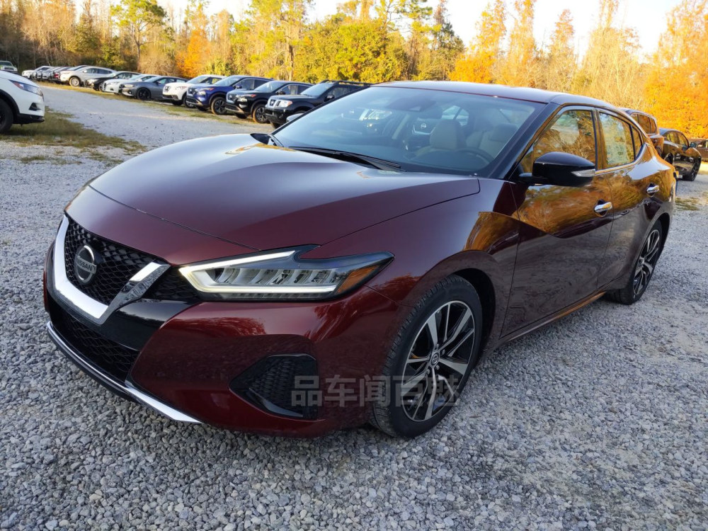 日产新款"大号天籁"西玛实拍,造型回归典雅,搭载六缸发动机