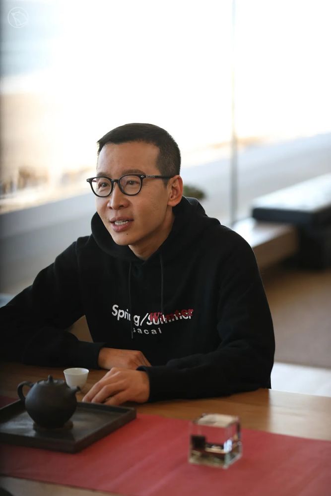 谷雨影像上市老总接手烂尾楼负债十亿打造最牛文旅神盘阿那亚