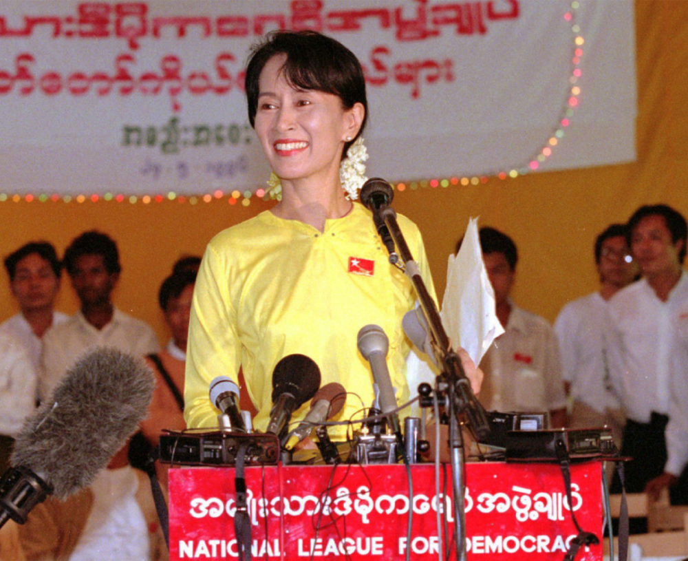 年轻的昂山素季31年过去了,历史似乎又回到了原点
