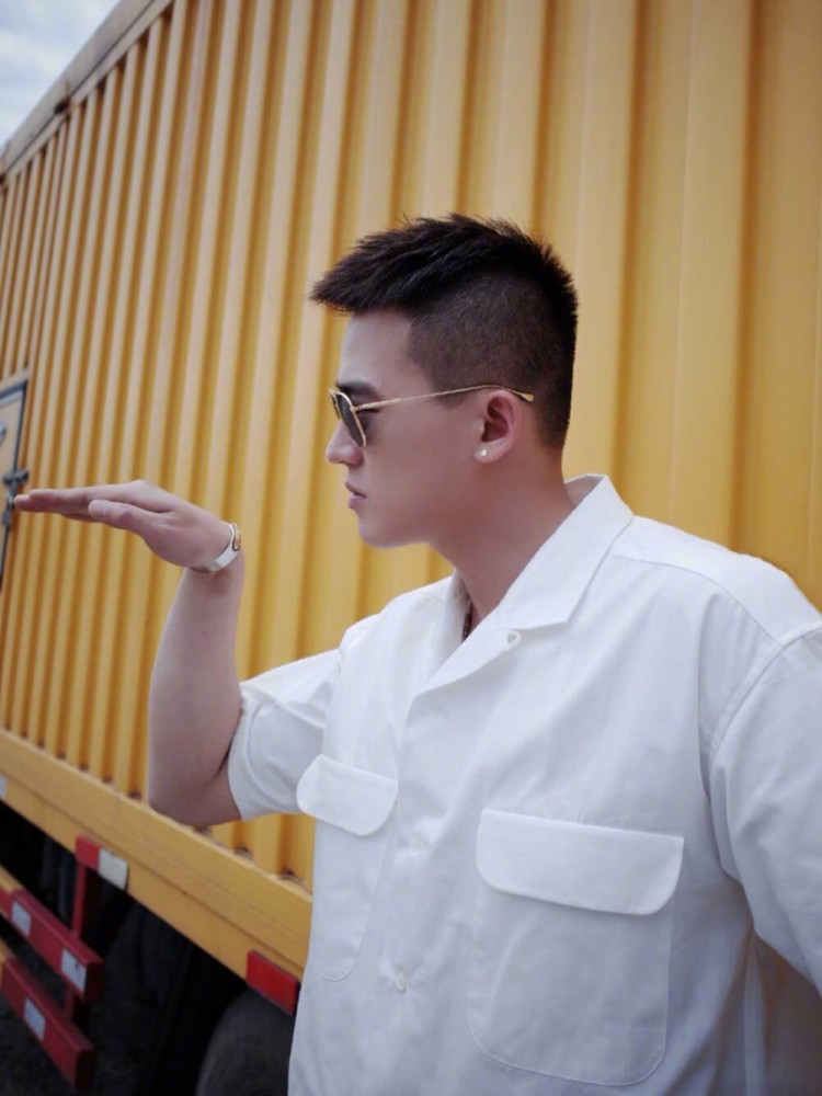 欧豪超帅照片合集_腾讯新闻