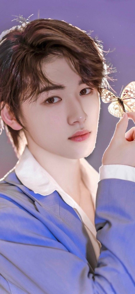 壁纸宋亚轩治愈系馒头轩轩