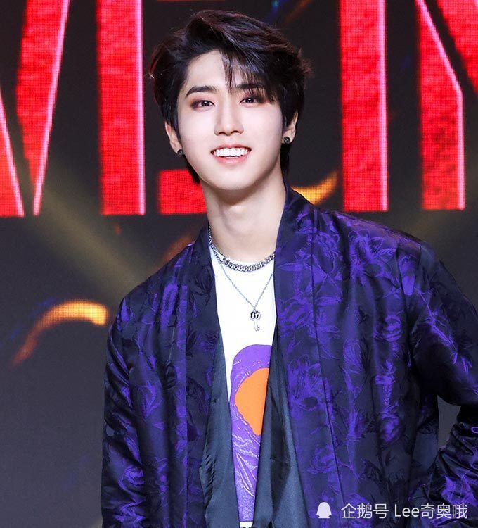 straykids成员韩知城就种族歧视歌词公开道歉