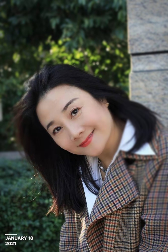 专访丨正青春热播编剧陈岚真正的职场是很难职场人就是要去解决这些难