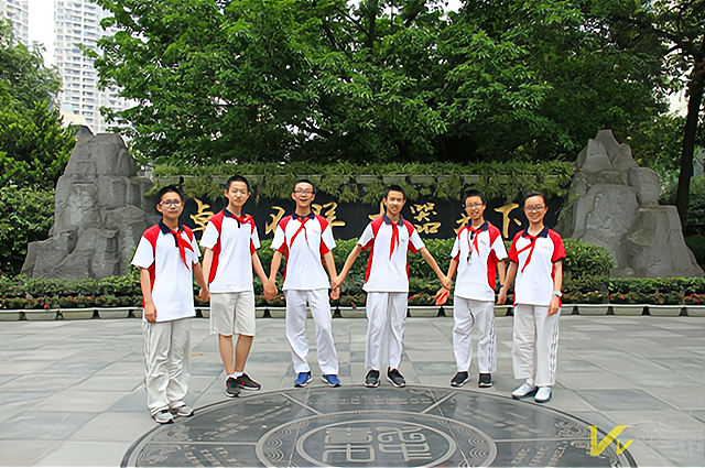 语学校(锦江),成都七中(高新),成都实验外国语学校,师大一中(锦江),七