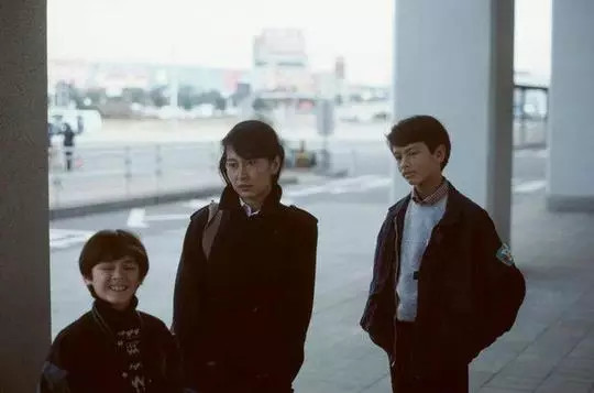80年代末昂山素季与两个儿子
