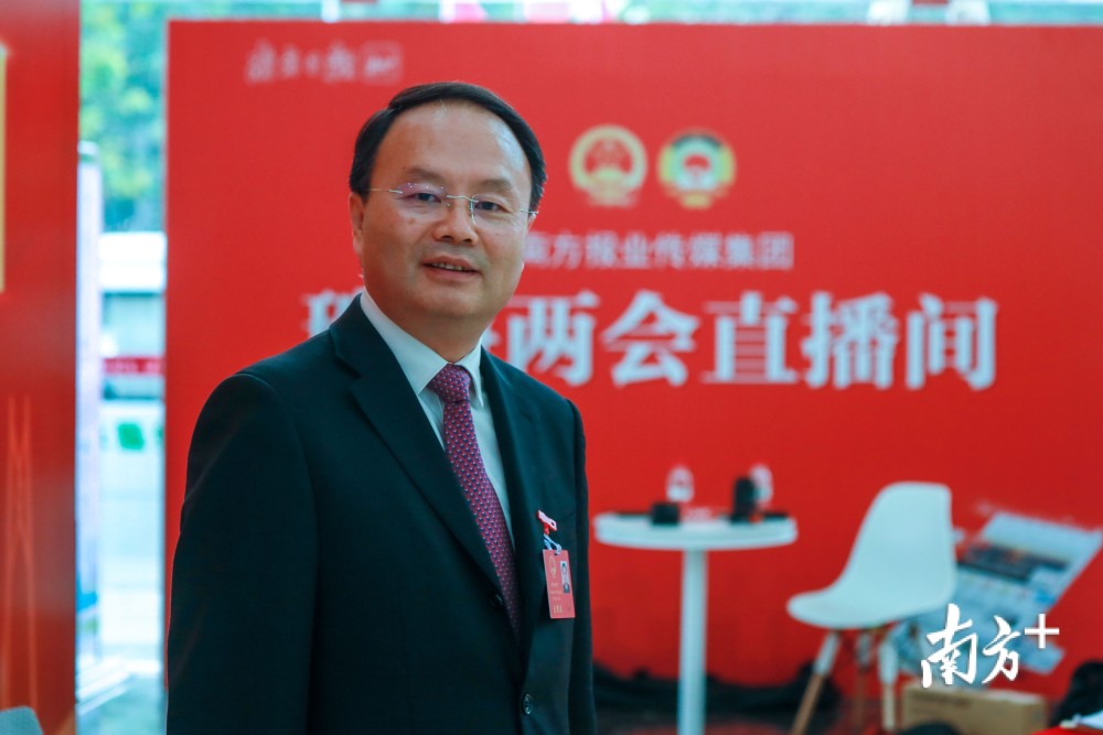 横琴gdp_权威访谈|牛敬:力争2025年,横琴一体化区域GDP达1500-1800亿元