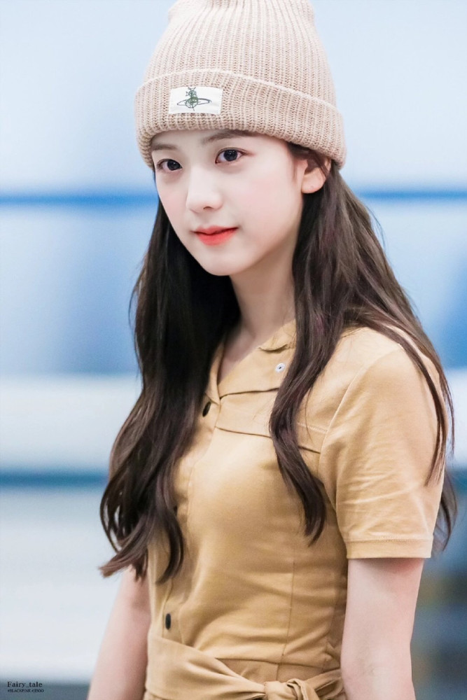 头像人间四月金智秀jisoo