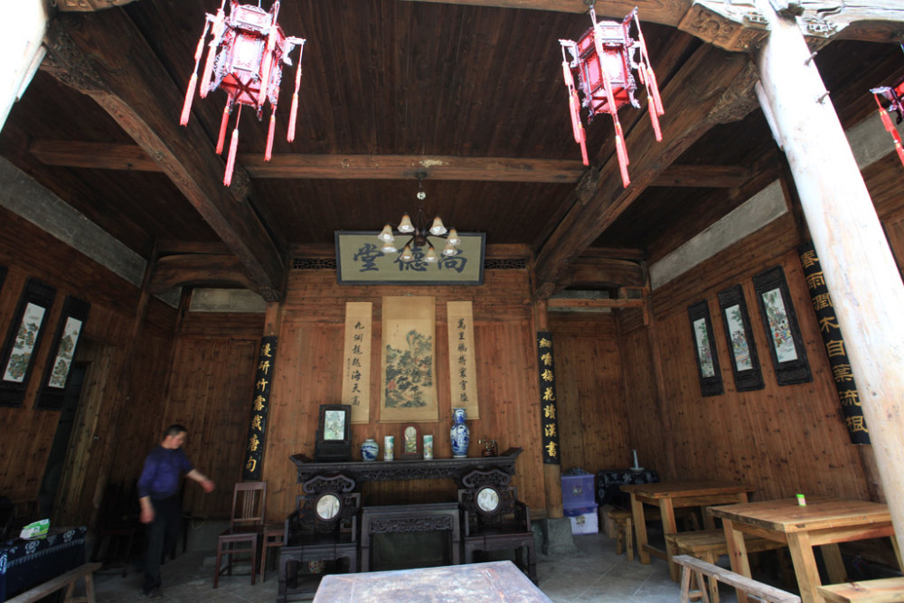 尚德堂,这座占地面积162平方米的古建筑建于明朝天启年间(1620年)