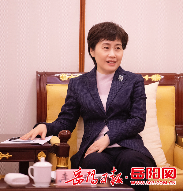 李爱武与来岳考察的阿里巴巴集团副总裁李少华座谈