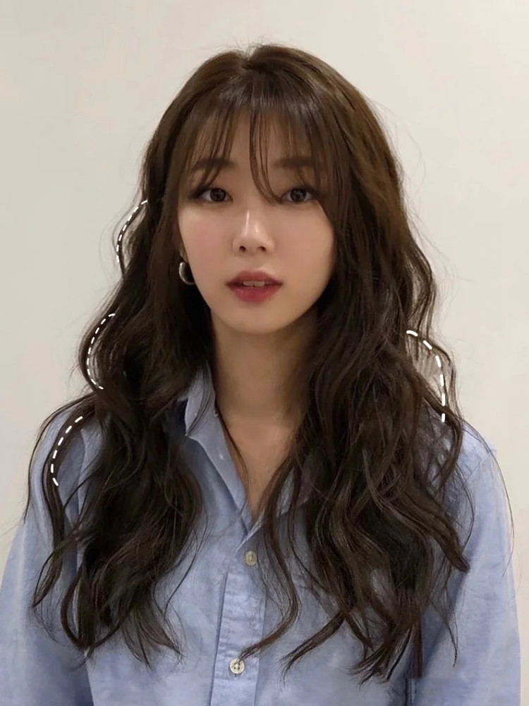 你的发型该换了波浪卷甜美俏皮木马卷慵懒自然锁骨发流行