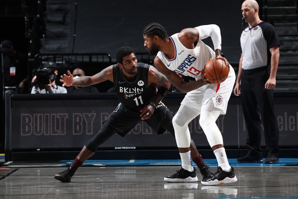 篮网击沉快船,德鲁大叔狂砍39 5 2,3分8中6!