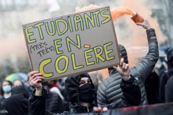 疫情引发悲观情绪 法国逾半数大学生考虑停学
