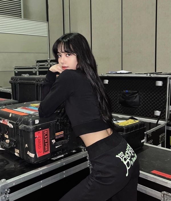 blackpink线上演唱会幕后照,美女们太养眼了!我爱辣妹