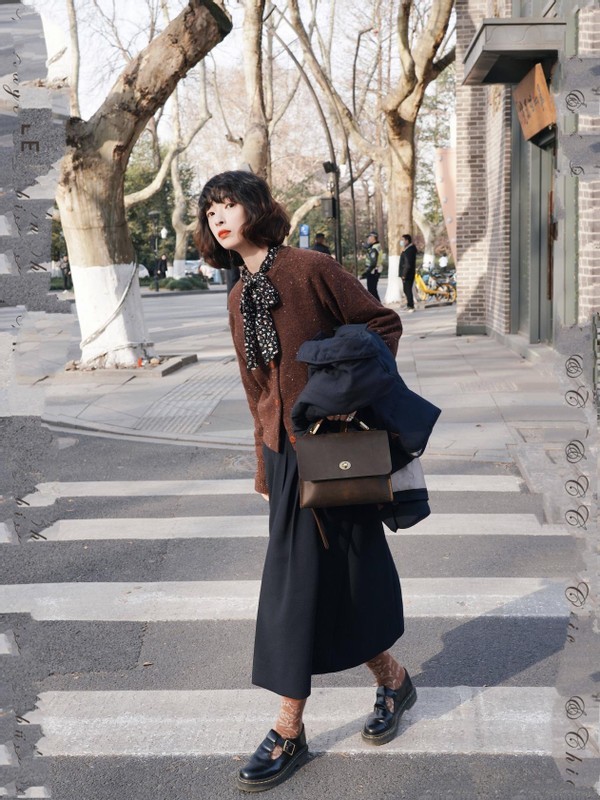 早春必备简约风"森系穿搭",休闲又清新,基础款也能穿出高级感