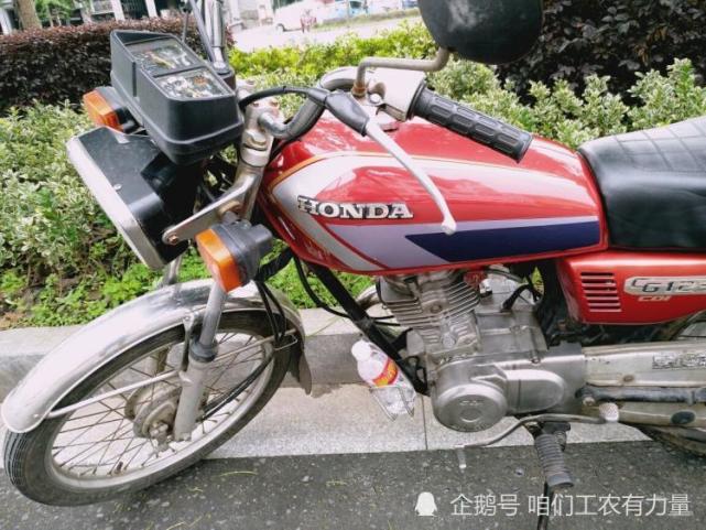 90年代少數人能買得起的摩托車:honda cg125,如今已成為經典