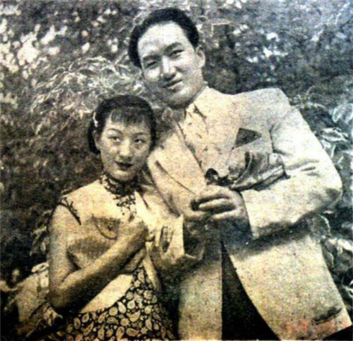 她因长相靓丽被舅舅偷走,长大后红透上海滩,现一组旧照卖218万