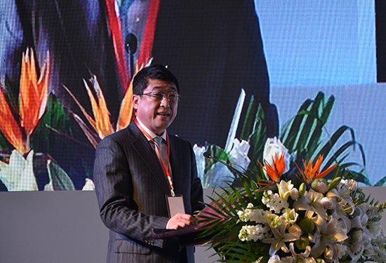 她当年为何,要嫁给大她20岁的男人?