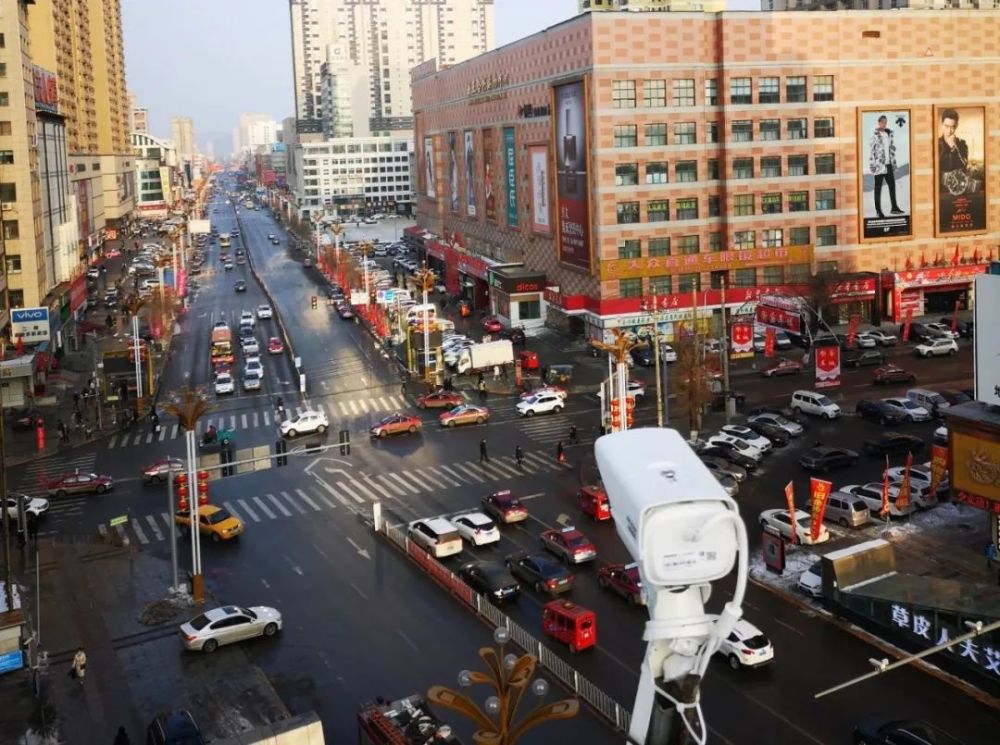 明晚七点,白山百姓春晚,上线!一起过小年儿~