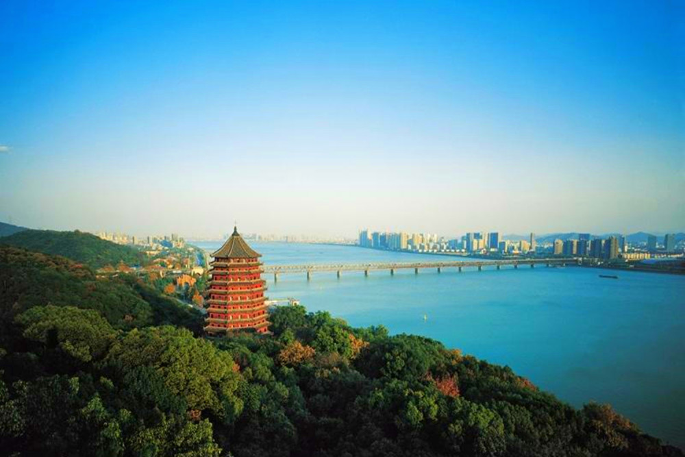 杭州有一处名胜古迹造型奇特构思精妙外观呈现八角形