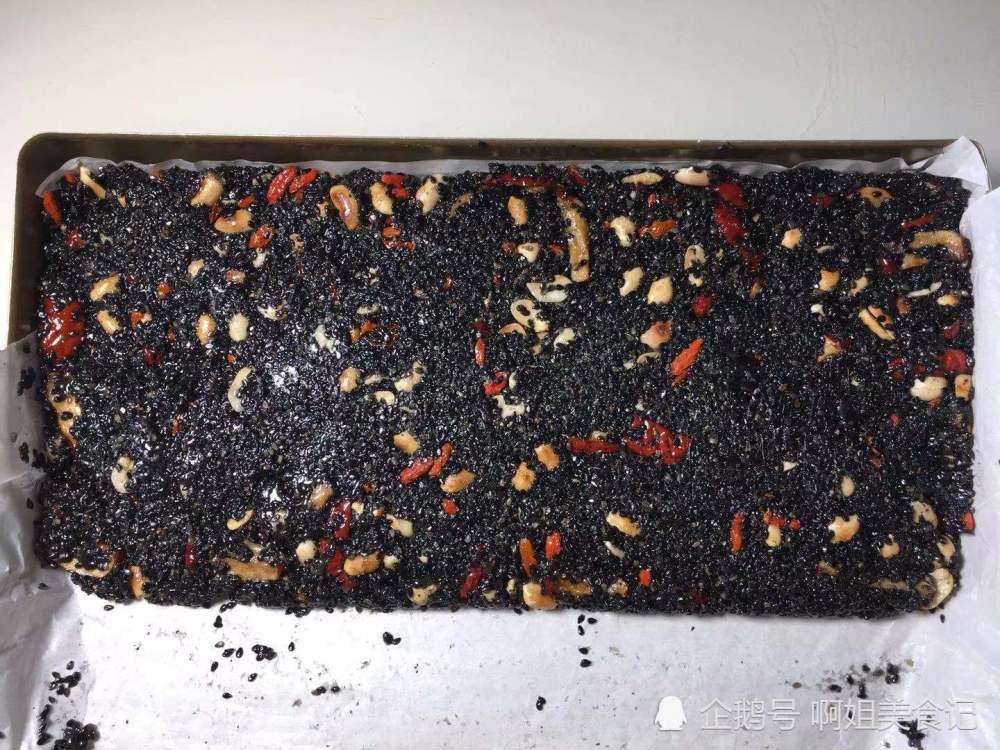 春季养生要常吃黑芝麻,简单一做,滋补又有营养