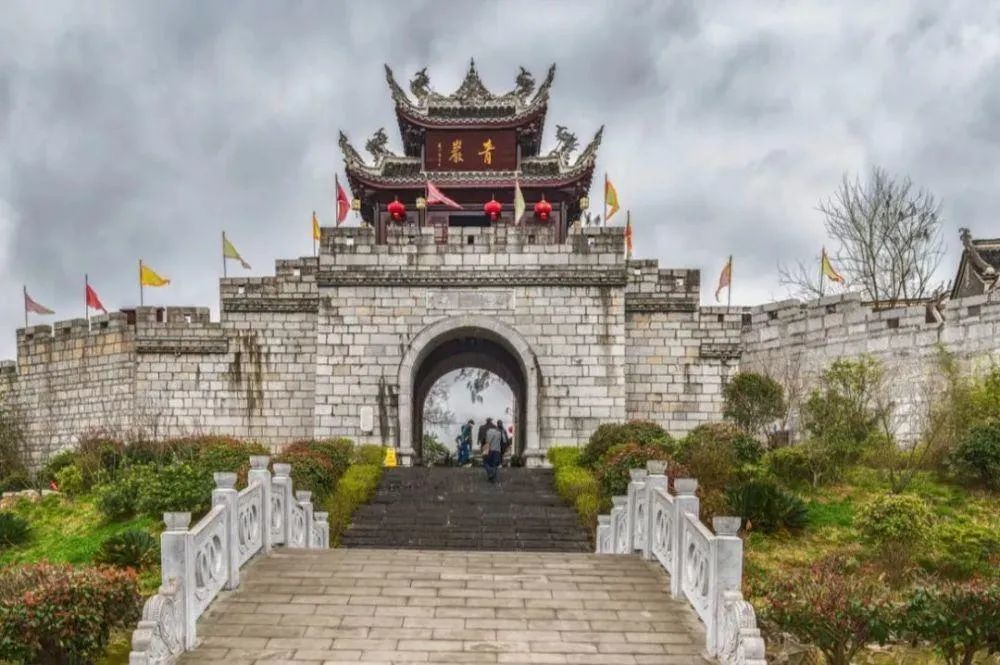 贵阳就地过年可以到这些周边景区看看