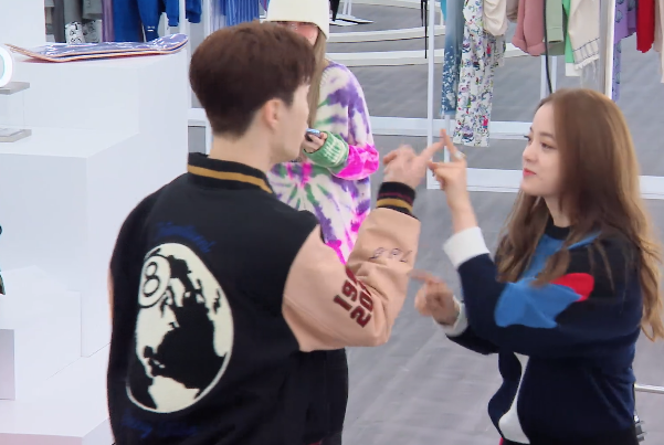 宋妍霏对范丞丞撒娇,2字称呼反应关系,难怪欧阳娜娜不待见她_腾讯新闻