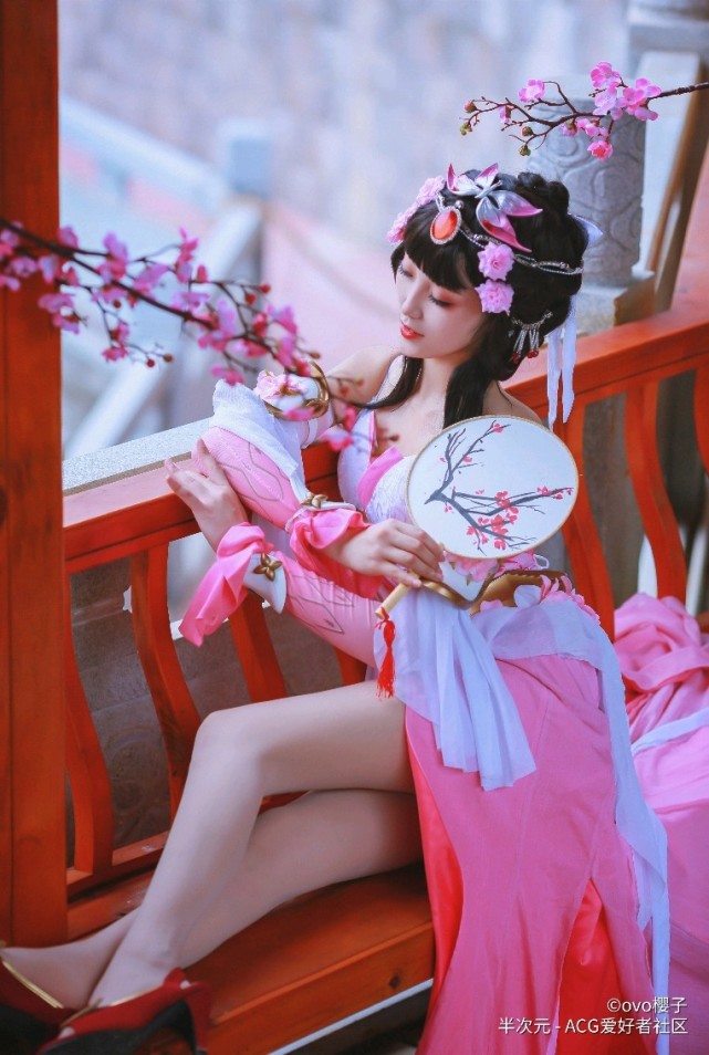 cos甄姬游园惊梦