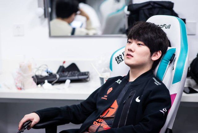 在fpx直接沦为"人下人"?撇去队霸身份,直呼打野为bo哥