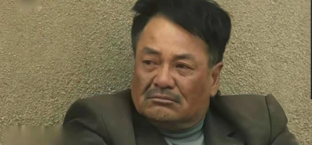 帮着劝说大家收蘑菇,没有水的时候冲在最前面带领大家去凭理.